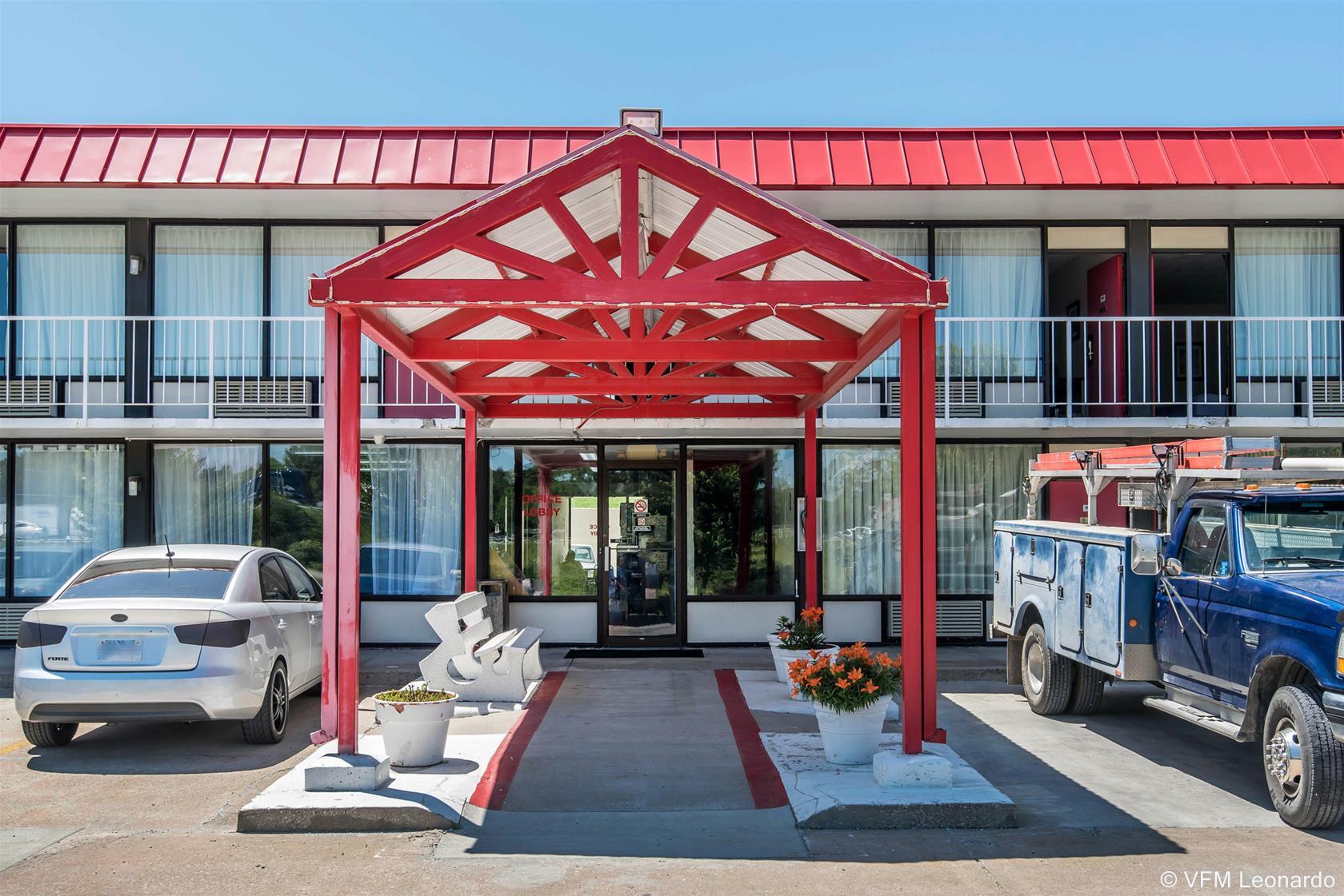 Econo Lodge Oak Grove-Blue Springs Exterior photo