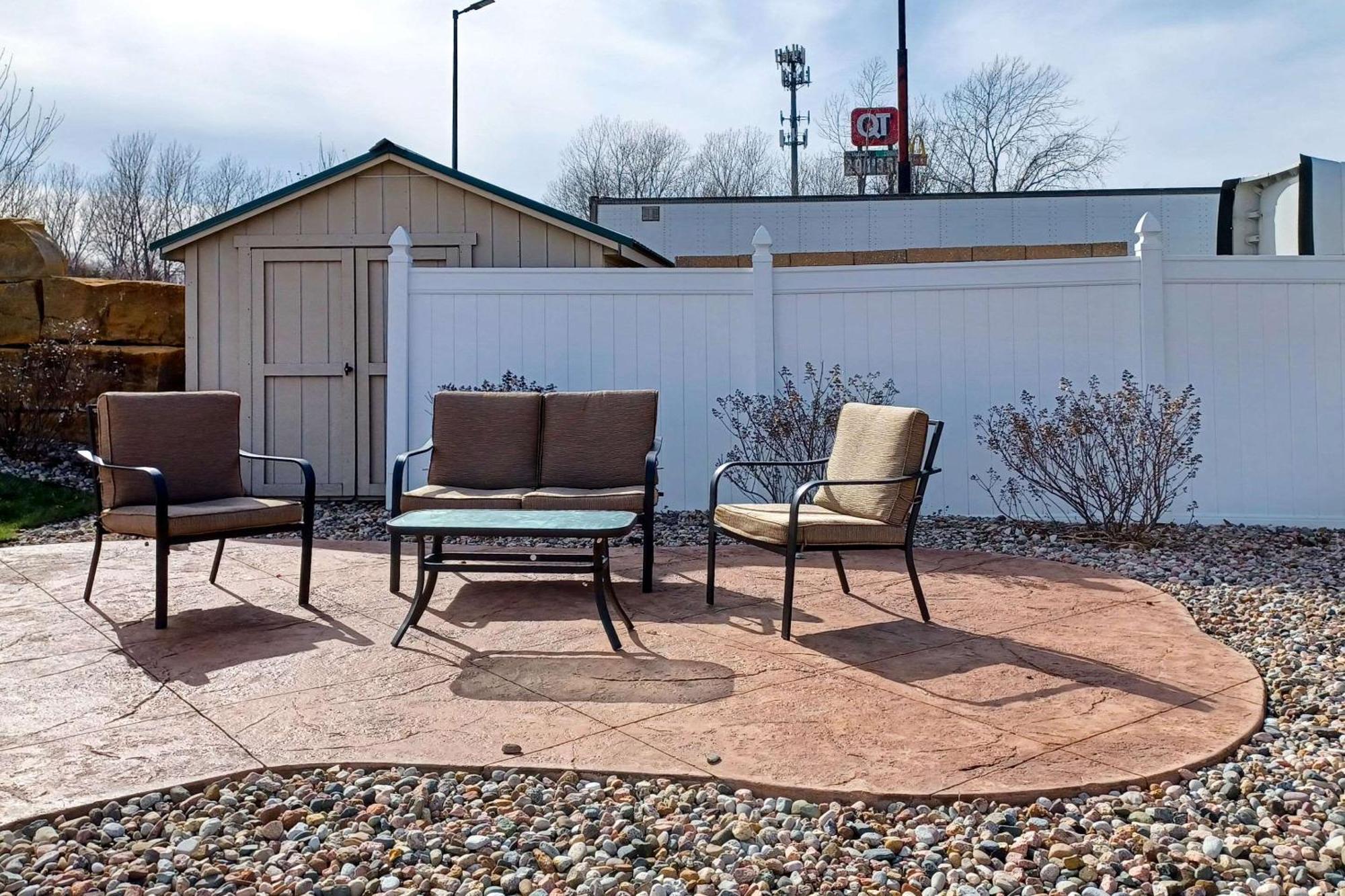 Econo Lodge Oak Grove-Blue Springs Exterior photo