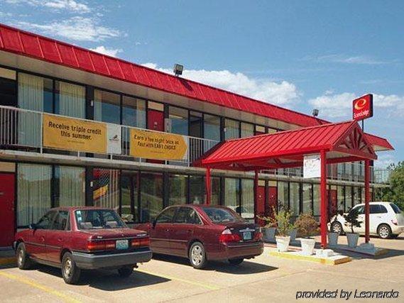 Econo Lodge Oak Grove-Blue Springs Exterior photo